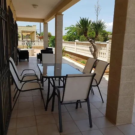 Tre Sirene Villa *